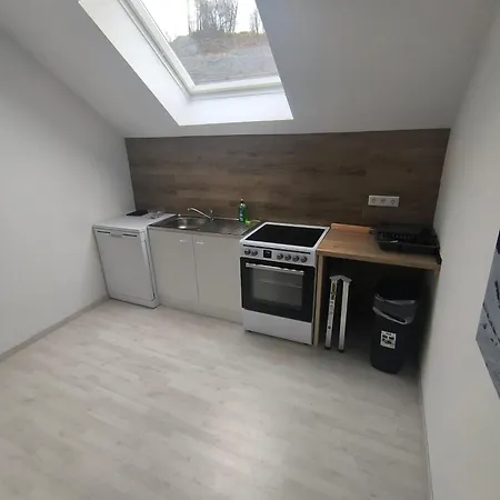 Smart 2 Bb2 322 מלון