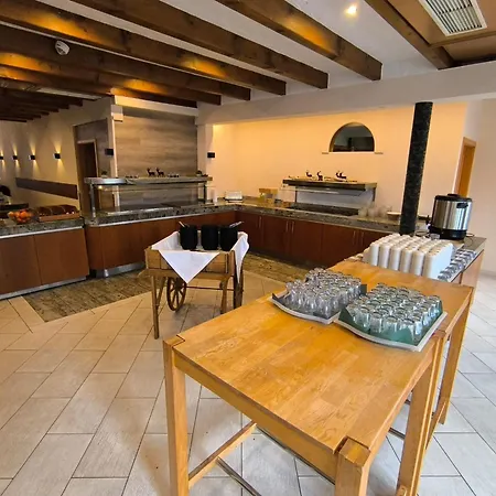 Smart 2 Bb2 322 מלון